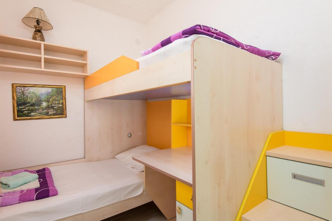 Apartments With A Parking Space Zuljana, Peljesac - 4574 외부 사진