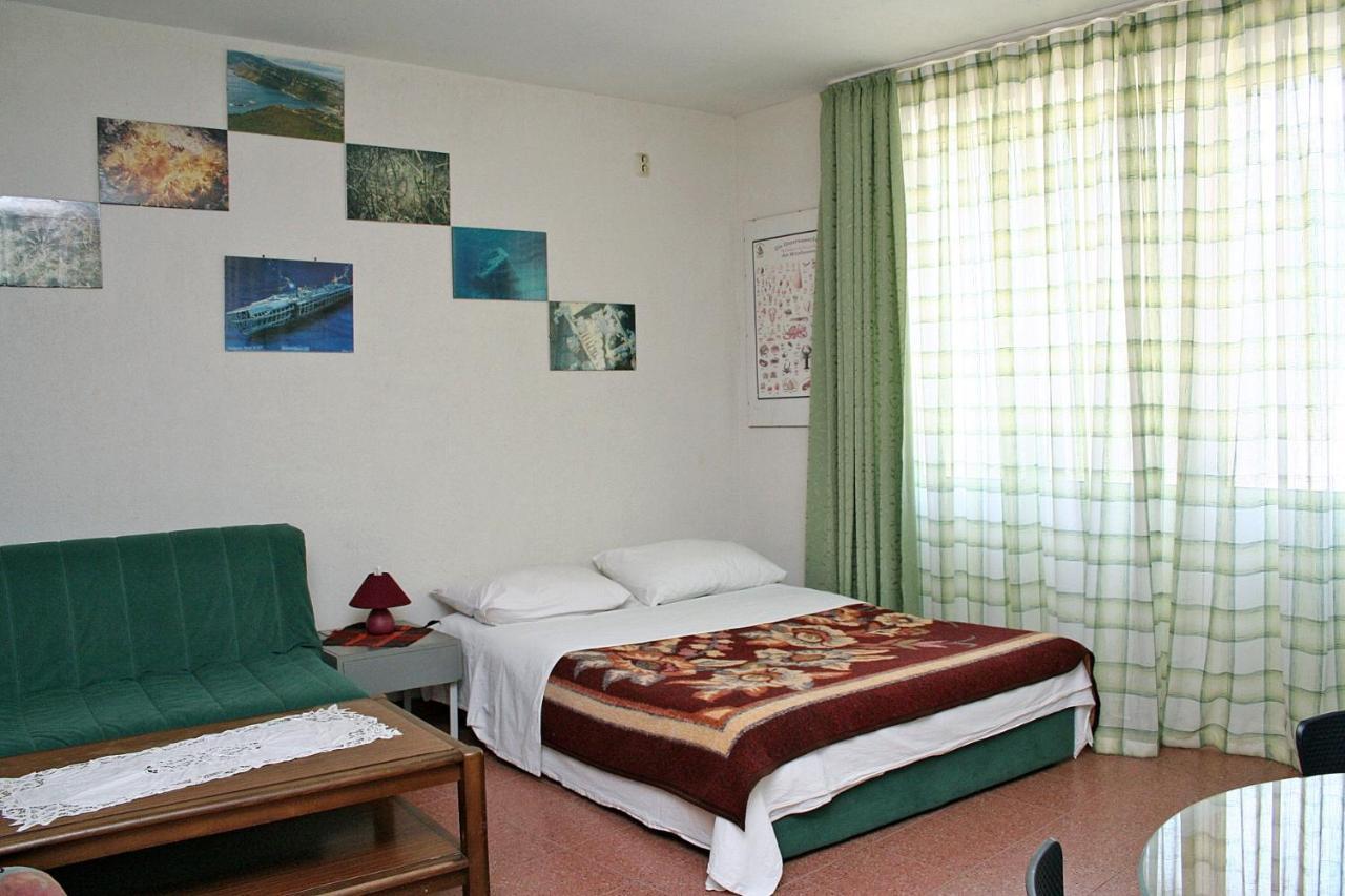 Apartments With A Parking Space Zuljana, Peljesac - 4574 외부 사진